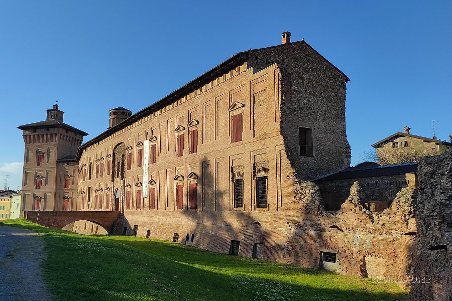 
                                Rocca dei Boiardo ve Scandianu. FOTO: archiv Iva Stejskala
                                    