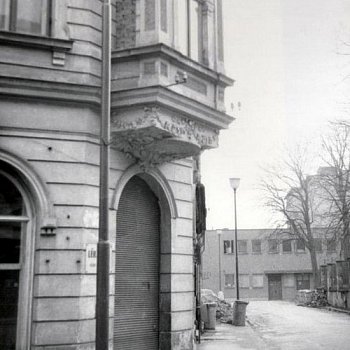 
                                Bývalá Sopouchova lékárna v Blansku. FOTO: archiv Pavla Svobody
                                    