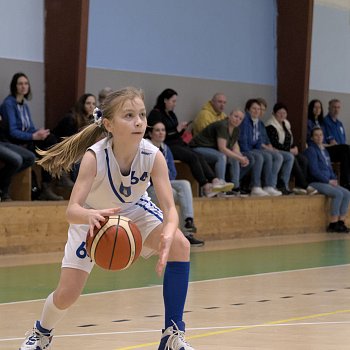 
                                Minižákyně U12 Basketbalového klubu Blansko vybojovaly postup na mistrovství ČR. FOTO: Martin Peřina
                                    