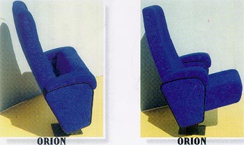 nové sedačky Orion v tmavěmodré barvě
