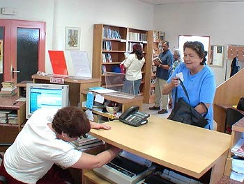 knihovna — oddělení pro dospělé