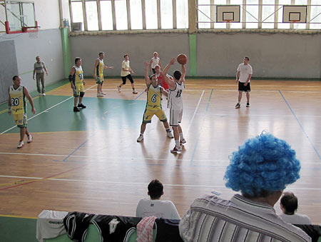 basketbalové utkání senioři