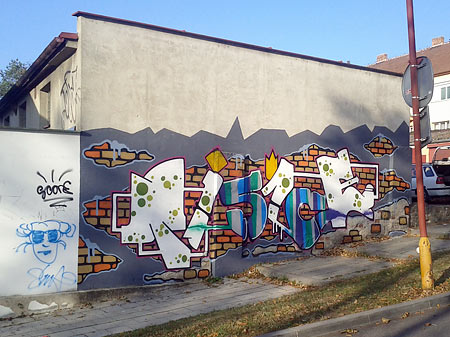 garáže Havlíčkova graffiti