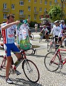 Ilustrační foto k článku: Cyklotour 2013 dorazil do Blanska v čele s Josefem Zimovčákem