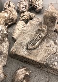 Ilustrační foto k článku: Výkopové práce u zámku odhalily unikátní sérii fragmentů sošek z 19. století