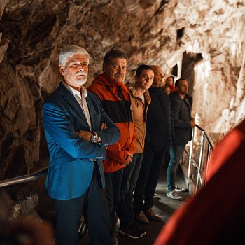 
                                 Prezident na návštěvě Punkevních jeskyní. FOTO: David Petřík 
                                    