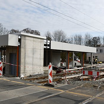 
                                 Nový podchod pod tratí bude v provozu od 10. prosince. FOTO: Michal Záboj
                                    