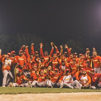 
                                Vítězství si ze šampionátu odvezl baseballový tým ze Španělska. FOTO: Petra Voet
                                    
