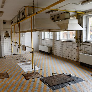 
                                Nebytové prostory v I. nadzemním podlaží budovy č. p. 1413 na ul. K. J. Mašky 2. FOTO: Michal Záboj
                                    