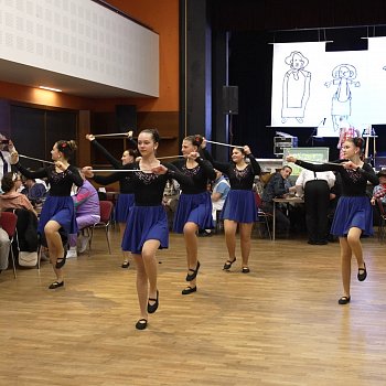 
                                V pátek večer roztančil Dělnický dům maškarní ples Základní školy speciální Blansko. FOTO: Televize Blansko.
                                    