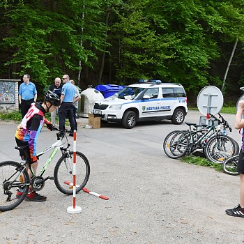 
                                Jednou ze soutěžních disciplín byla jízda zručnosti. FOTO: Michal Záboj
                                    