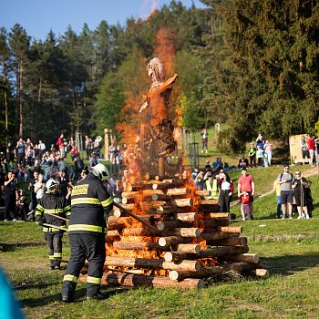 
                                Kulturní středisko města Blansko si jako tradičně přichystalo pro obyvatele pálení čarodějnic v rekreační oblasti Palava. FOTO: archiv KSMB
                                    