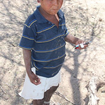 
                                Tarahumarské děti dostaly drobnosti z Blanska. FOTO: archiv Milana Daňka
                                    