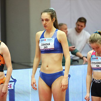 
                                Na start běhu na 1500 metrů se Pavla Štoudková postavila jen necelou hodinu a půl poté, co zvítězila v běhu na 800 metrů, skončila třetí. FOTO: Soňa Maléterová a Jiří Marek
                                    
