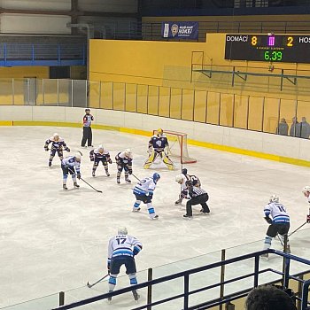 
                                Hokejisté Dynamiters Blansko zvítězili při utkání s týmem z Břeclavi. FOTO: Dynamiters Blansko HK 
                                    