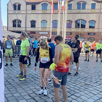 
                                Blanenští běžci před závodem. FOTO: Kristýna Kadlecová
                                    
