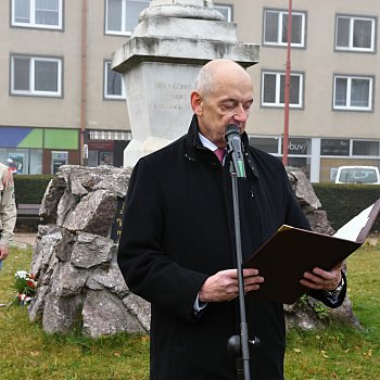 
                                Starosta Jiří Crha na setkání přednesl projev. FOTO: Michal Záboj
                                    