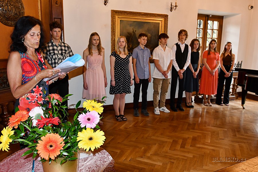 
                                Město ocenilo nejlepší žáky devátých tříd. FOTO: Michal Záboj
                                    