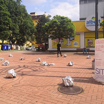 
                                Projekt SITU ozvláštnil šest navštěvovaných míst ve městě. FOTO: Leona Voráčová
                                    