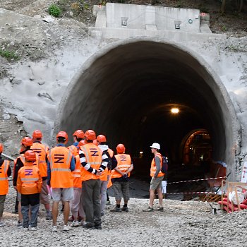 
                                Zájemci se mohli podívat do modernizovaných tunelů na trati Blansko - Brno. FOTO: Michal Záboj
                                    