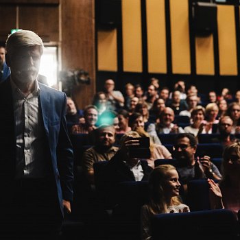 
                                Sál kina byl během debaty s prezidentem zaplněný do posledního místa. FOTO: Jiří Havel Nejezchleb 
                                    