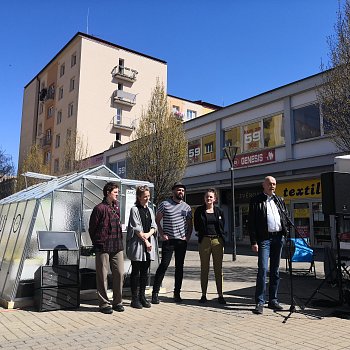 
                                Projekt SITU představil tým Galerie města Blanska a na úvod promluvil také starosta města Jiří Crha. FOTO: Leona Voráčová
                                    