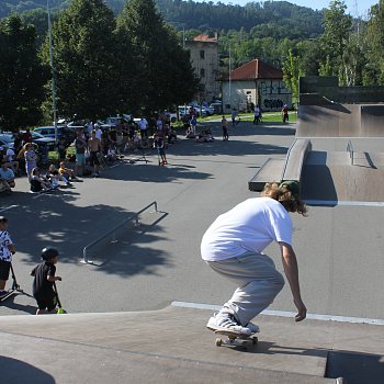 
                                Skateboardové a koloběžkové závody Street jam 2023 se v Blansku uskutečnily již po jednadvacáté. FOTO: archiv NZDM
                                    
