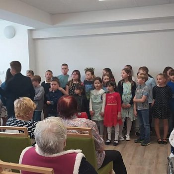 
                                DPS Pod Javory navštívili žáci školní družiny ze ZŠ TGM. FOTO: Iveta Čípková
                                    