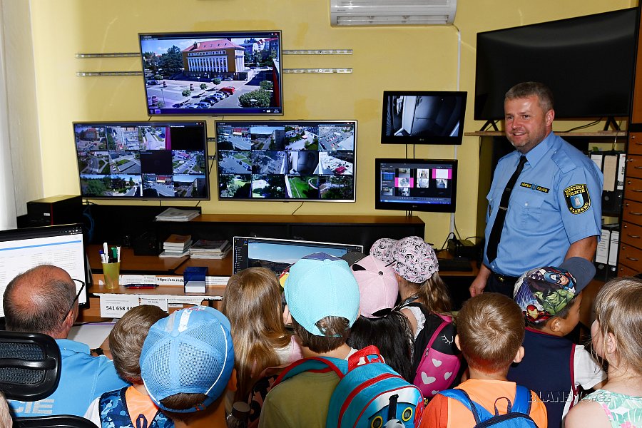 
                                Výročí si Městská police Blansko připomněla také dnem otevřených dveří pro školáky. FOTO: Michal Záboj
                                    